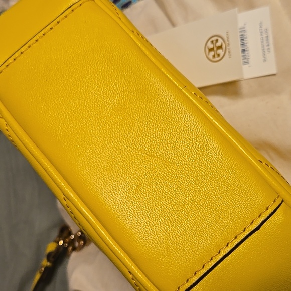 TORY BURCH KIRA CAMERA BAG - Picture 9 of 10